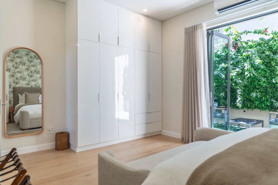 To Let 2 Bedroom Property for Rent in Sea Point Western Cape